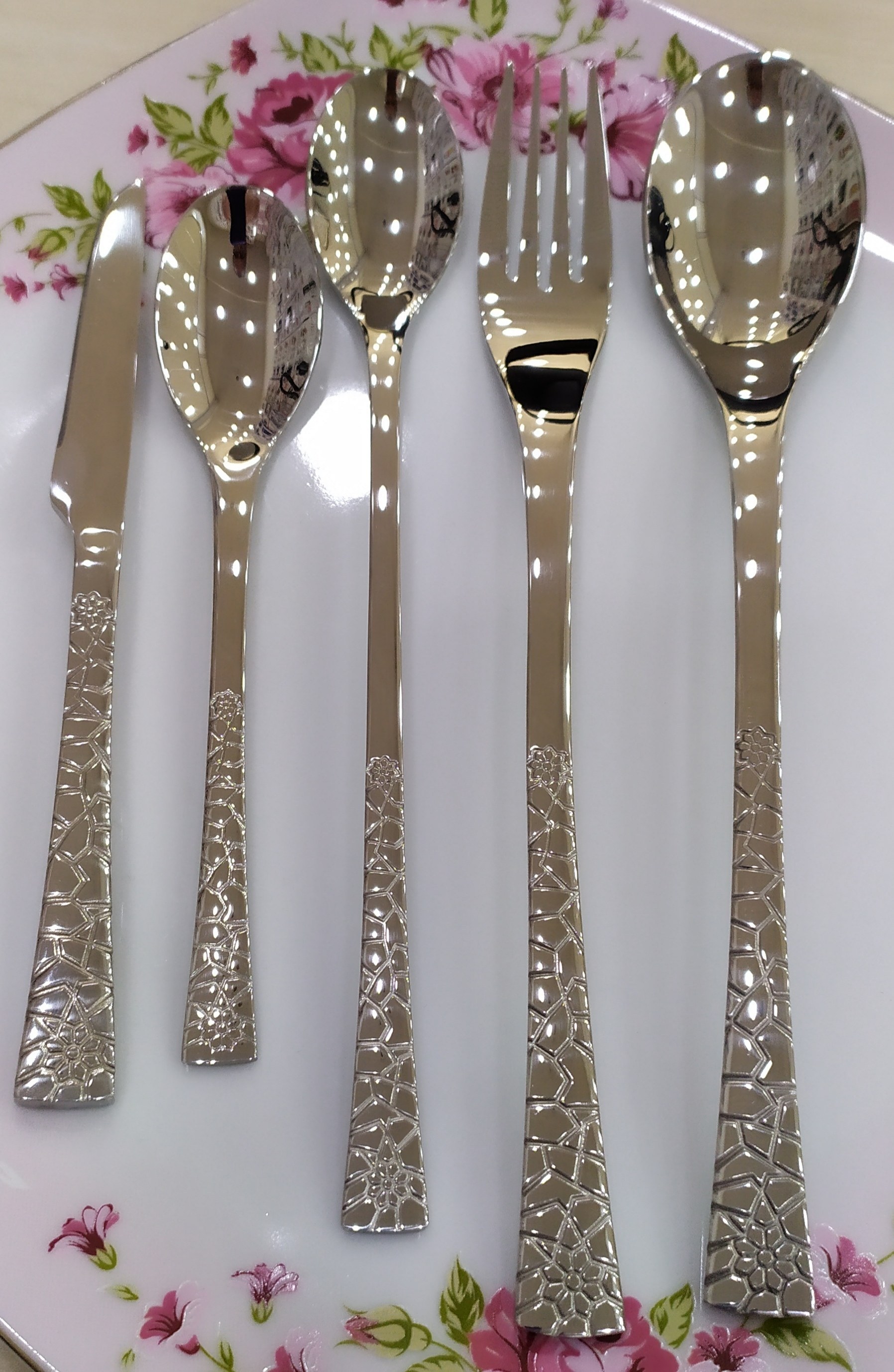 سرویس قاشق چنگال۱۲۰ پارچه دهنه اروپایی یونیک