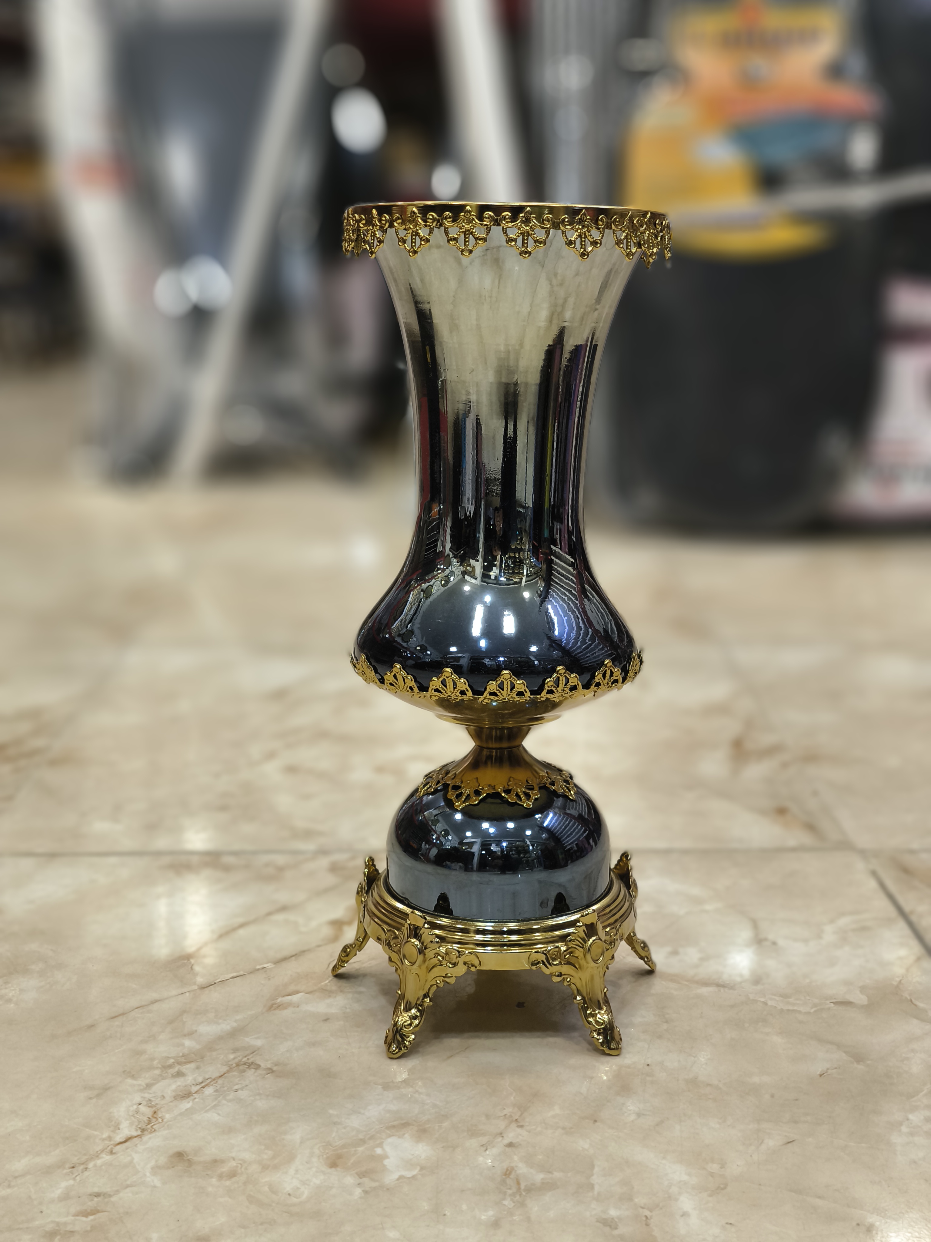 گلدان درباری مشکی